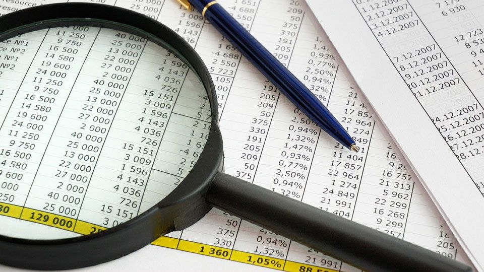 Magnifying glass on data